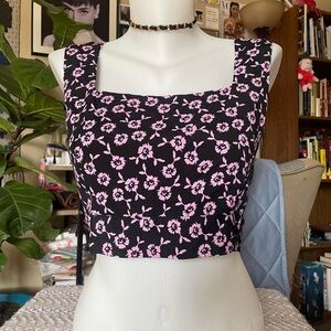 Chic BNWT Lulus Black and Pink Floral Crop Top